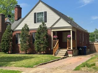 1093 Roth Ave, Saint Louis, MO 63130