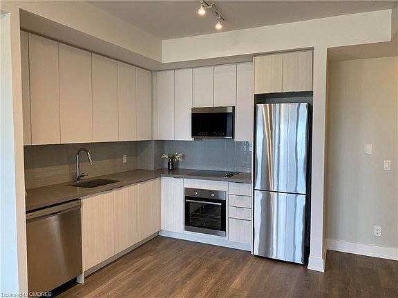 2nd image of 297 Oak Walk Dr #910