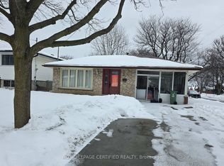 2 Rideau Cres, Hamilton, ON L8T 2S9