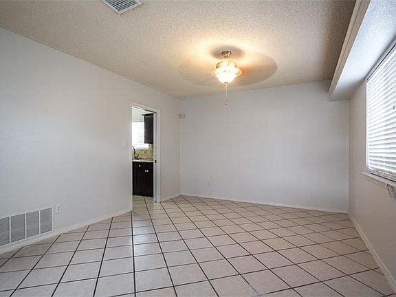 5th image of 7601 Plaza Taurina Dr