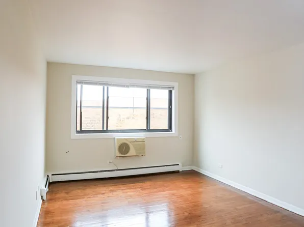 5841 N Winthrop Ave APT 310, Chicago, IL 60660
