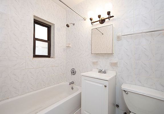 5th image of 59 E 3rd St APT 3B