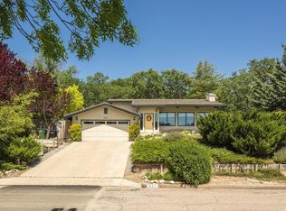 327 Blackburn St, Paso Robles, CA 93446