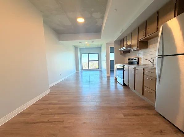 3100 Meadowbrook Ln, Windsor, ON