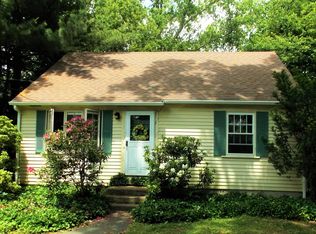 202 Pleasant St, Seekonk, MA 02771