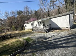 262 Rock House Rd, Marion, NC 28752