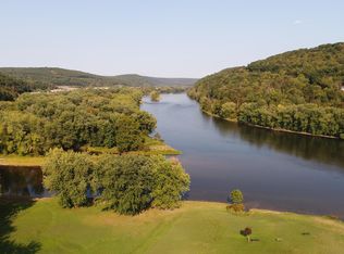 1117 Elk St APT 1, Franklin, PA 16323