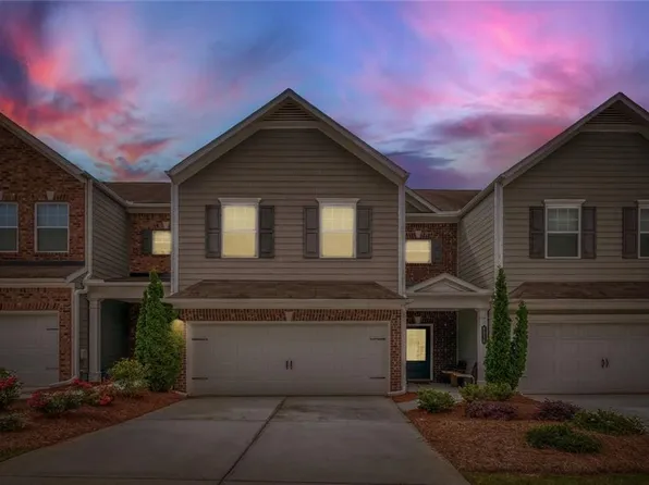 6126 Thorncrest Dr NW, Tucker, GA 30084