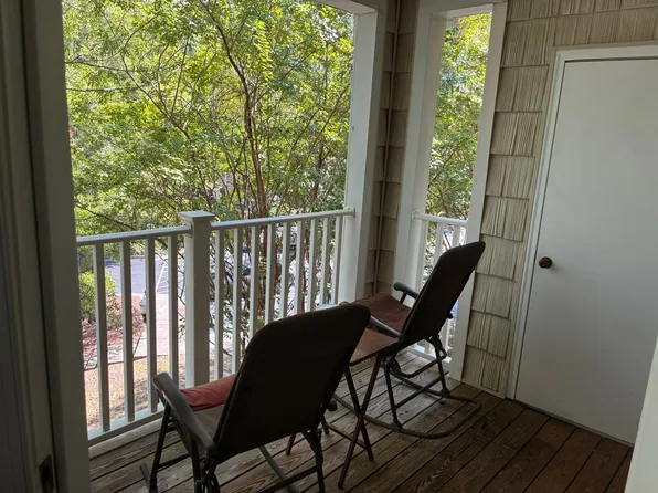 332 Providence Glen Dr, Chapel Hill, NC