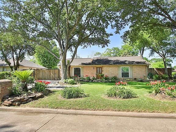 4th image of 4802 Markwood Ln