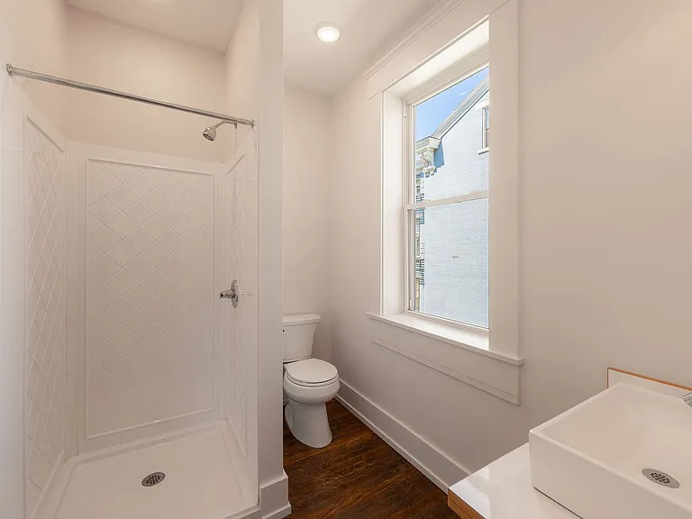 1007 Dayton St — Photo 20