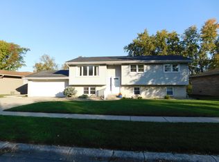 3014 W 60th Dr, Merrillville, IN 46410
