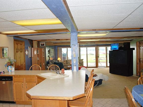 4th image of 50918 N Shore Dr