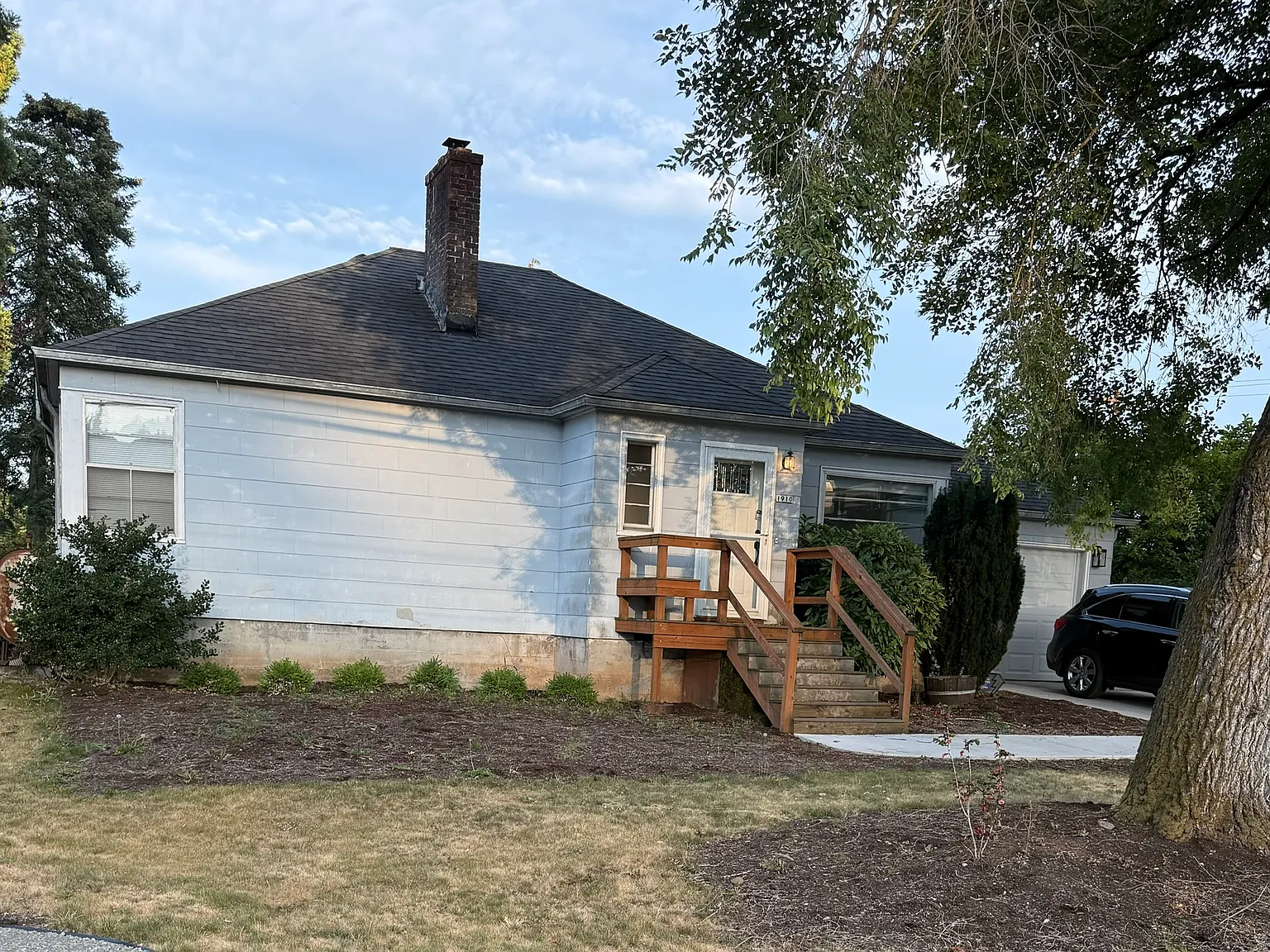 NE Everett St, Camas — Photo 1
