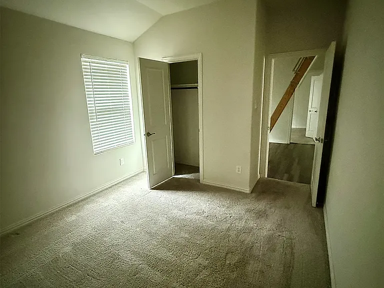 1124 Blue Ridge Pl — Photo 10