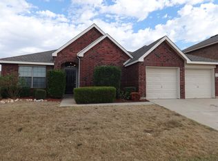 516 Bent Oak Dr, Fort Worth, TX 76131