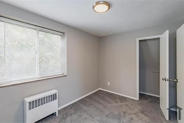 2 bed, 845 sqft, $920 — Photo 2