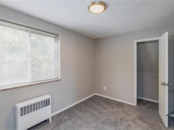 1640 Skyline Dr, Pittsburgh, PA