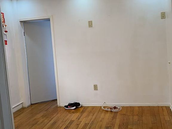 2nd image of 104-36 118th St