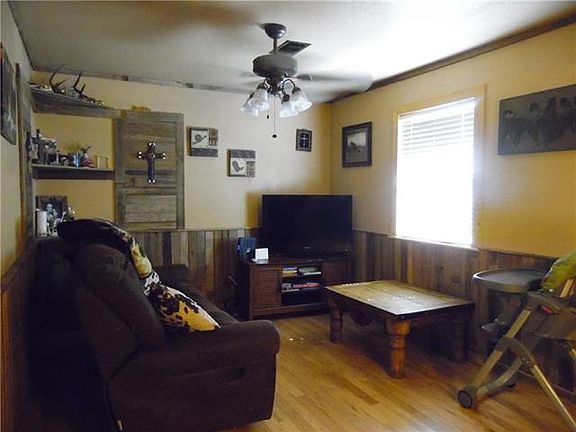 5th image of 4074 County Road 2200