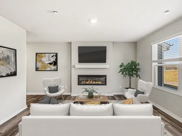 8817 N 167th St, Bennington, NE 68007