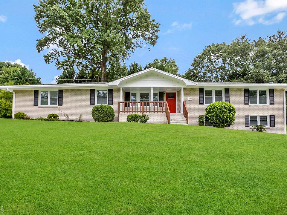 1st image of 523 Donwood Ln SW