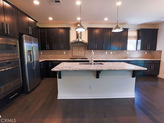 2nd image of 3294 Ledgewood Cir