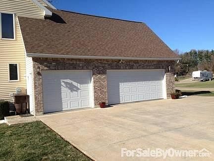 5th image of 3330 Branchwood Dr
