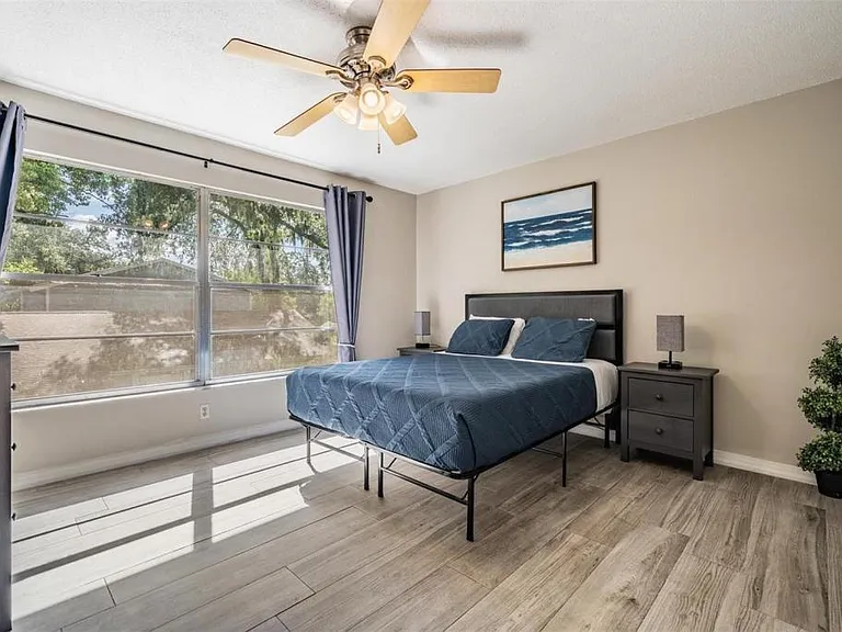 14631 Lake Forest Dr — Photo 10