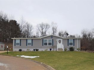 4017 Treeline Dr SW, Canton, OH 44706