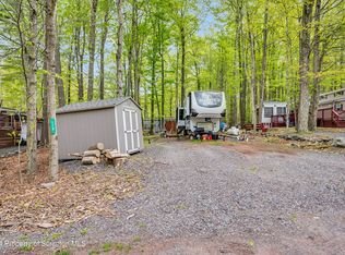 119 Oak Pl, Gouldsboro, PA 18424