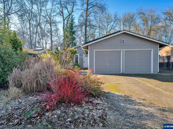 1984 SE Crystal Cir, Corvallis, OR 97333