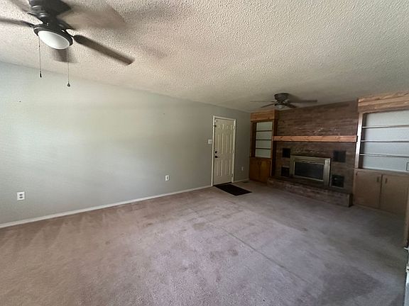 3rd image of 128 Dawn Cir