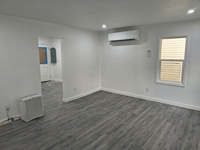 902 E Lexington St #902 — Photo 6
