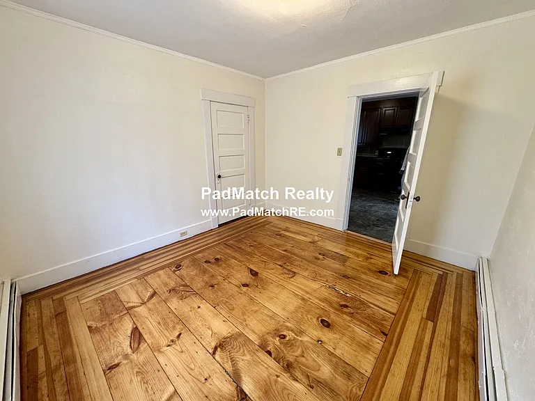 219 Charlton St #1 — Photo 10