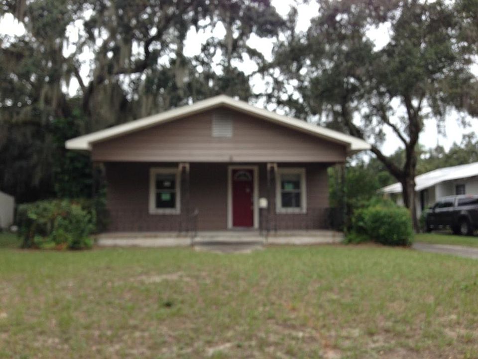 1st image of 5916 N Eustace Ave