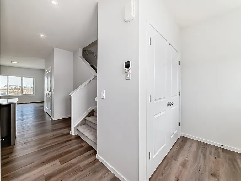 140 Chappelle Dr SW — Photo 35