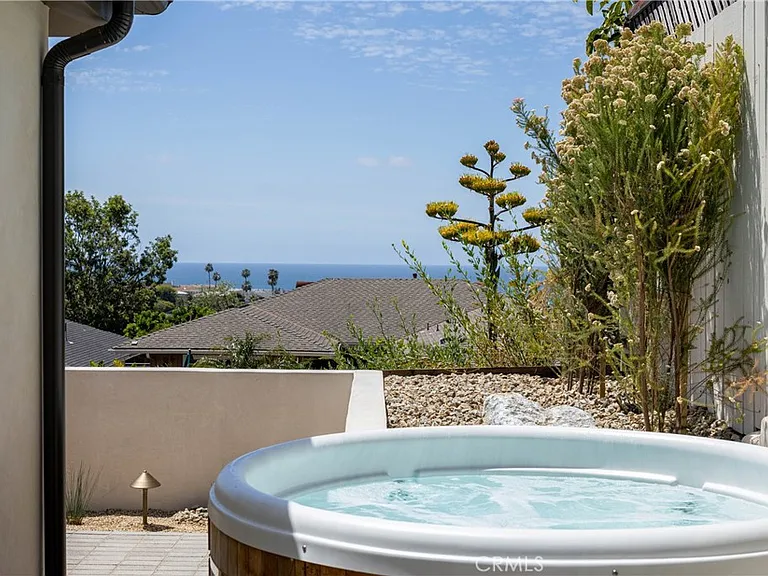 2703 Via Montecito — Photo 30