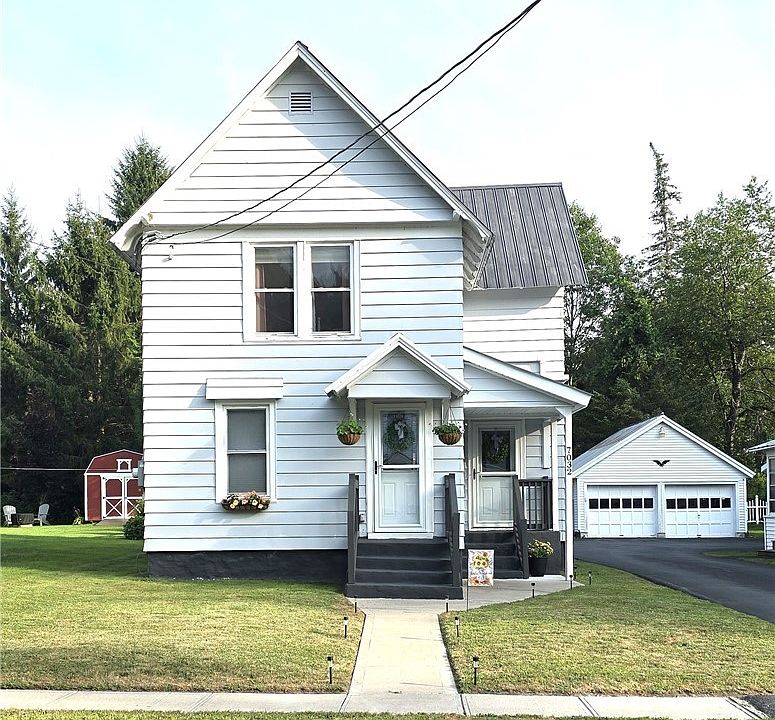 1st image of 7032 North St