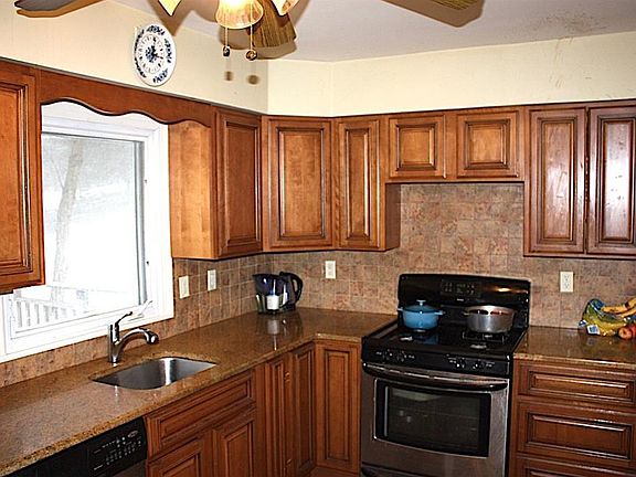 2nd image of 19 Deerwood Dr