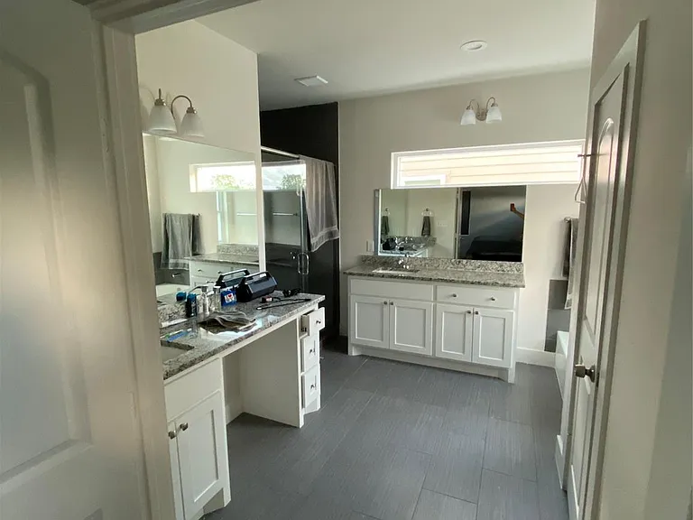 9741 Fabiola Dr — Photo 5