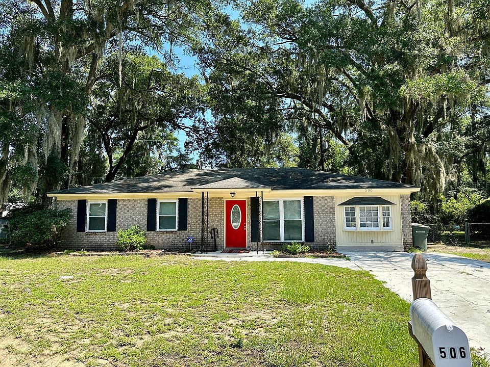 1st image of 506 Lucian Ct