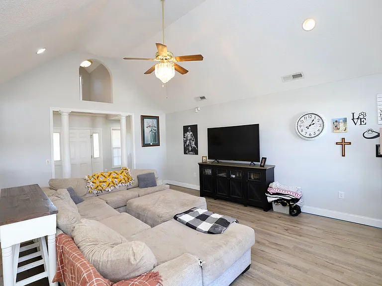 3245 Arborwood Dr — Photo 44