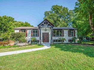 812 Naples Rd, Knoxville, TN 37923