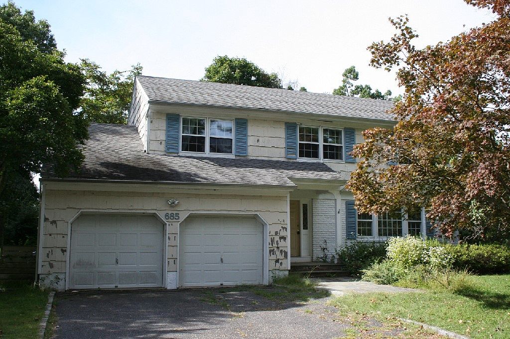 685 Barrymore Ln, Mamaroneck, NY 10543 Zillow