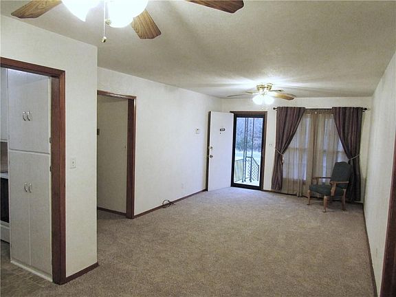 3rd image of 20821 SE 74th St
