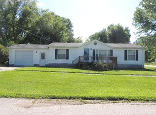 212 S 8th St, Dunlap, IA 51529