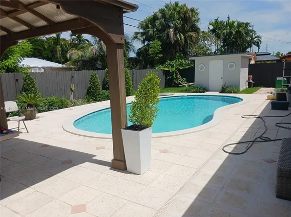 5901 SW 93rd Pl, Miami, FL 33173