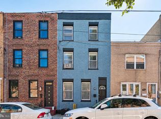 3027 E Thompson St, Philadelphia, PA 19134