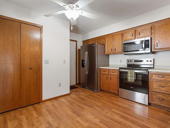 3rd image of 2720 Lake Court Dr #103